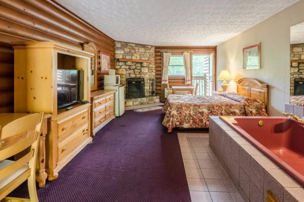 Hotel Highland Hills Cabins Master Hosts Resort (Boone)